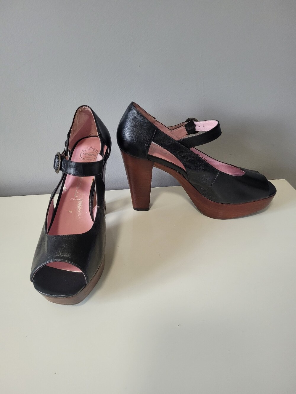 Jeffrey Campbell Dobrica Leather Wood Platform Mary Jane Pumps, GUC, Size 40